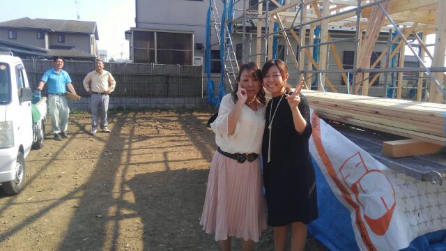 と、そこへお客様がお越しになりました。とてもステキなご家族です♪