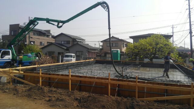 上棟に向け作業は順調に進んでいます♪