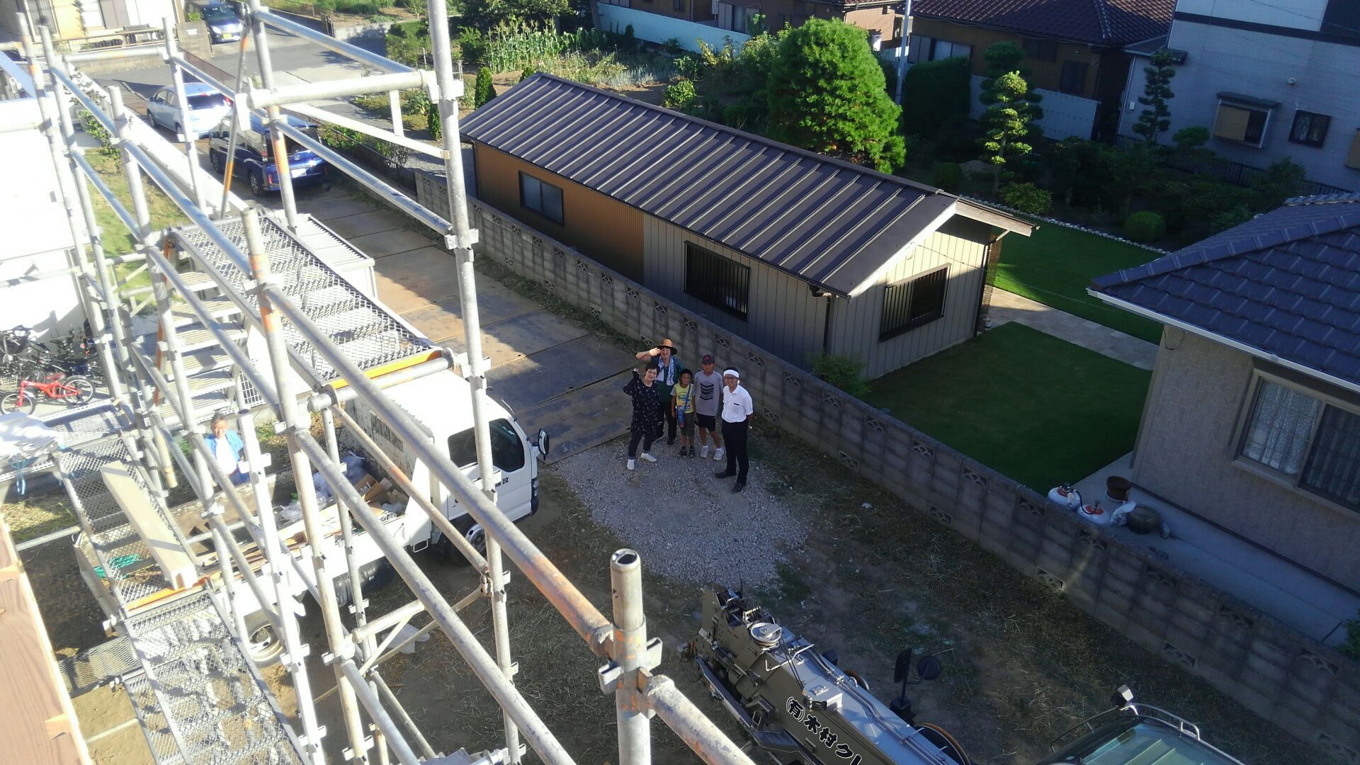 上棟日、T様ご家族がお越しになりました。