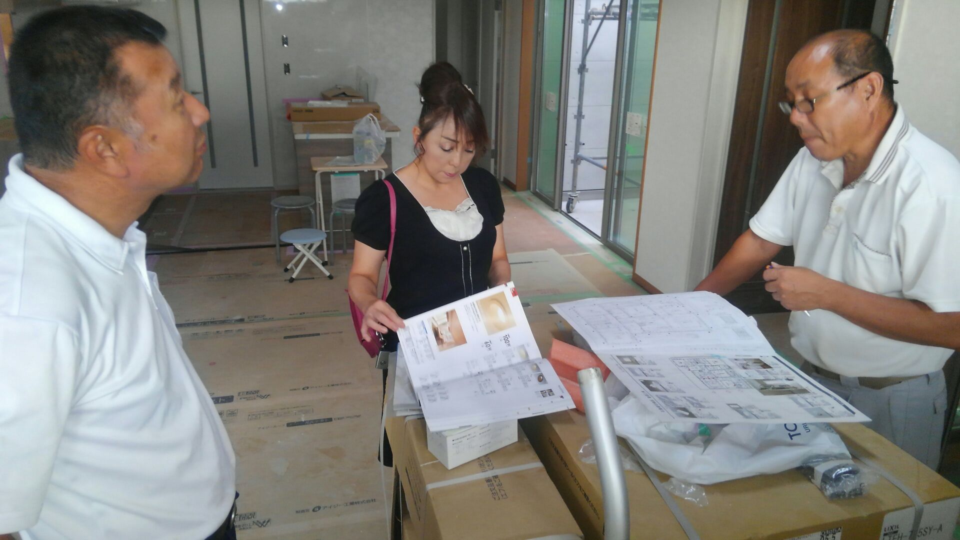 ダウンライトをメインに♪さてさてどんな仕上がりになるのでしょうか？＾＾