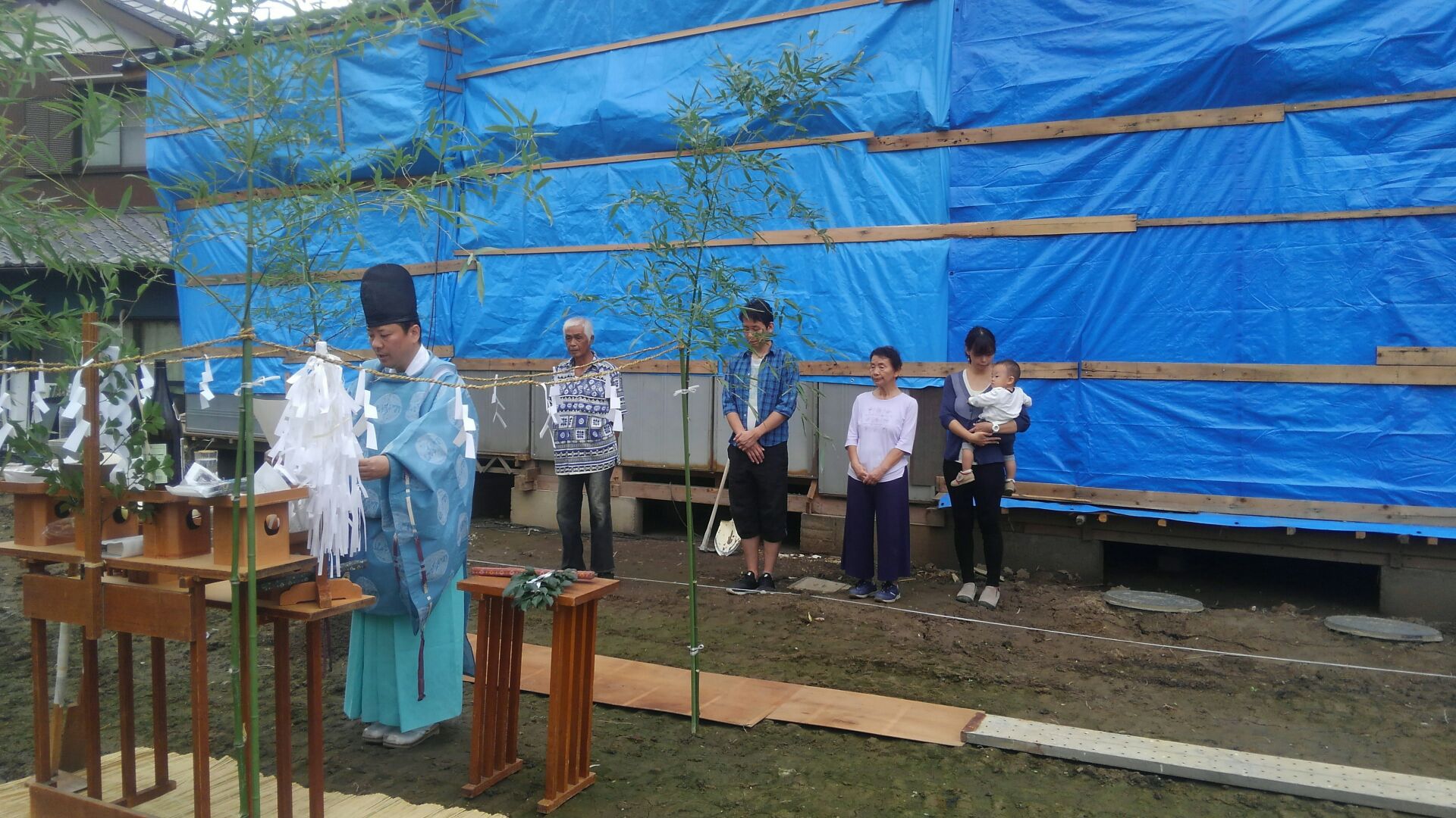 解体工事が終わり、とこ鎮めの儀、地鎮祭を行いました。