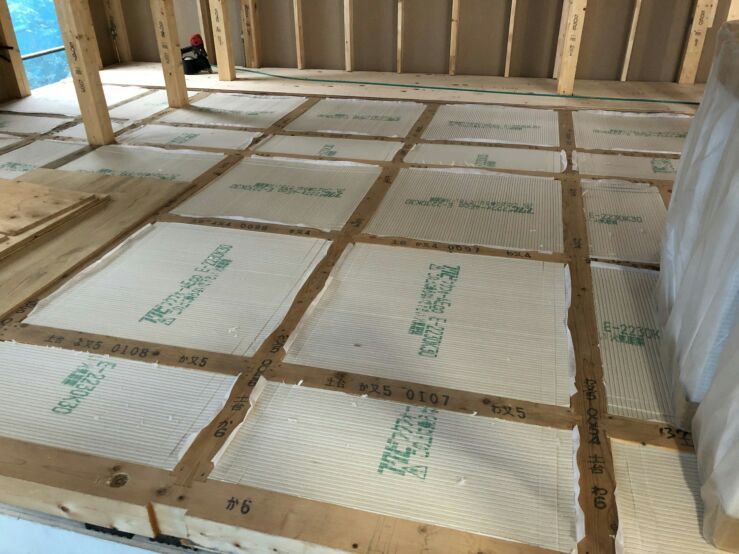 キッチリキレイに隙間なく仕上がりました。