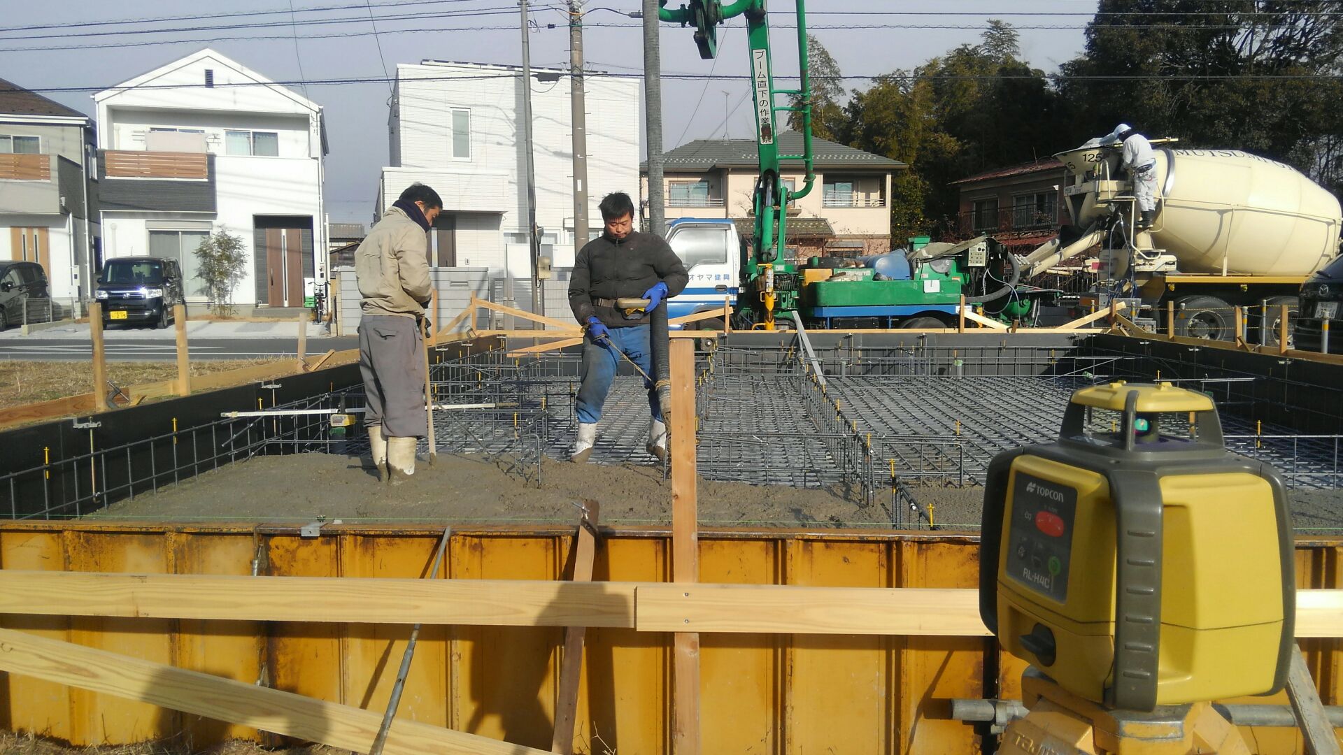 配筋検査が終わり、耐圧盤のコンクリート打ち込みです