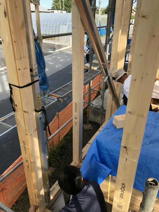 いつも通りの歪みつきです。