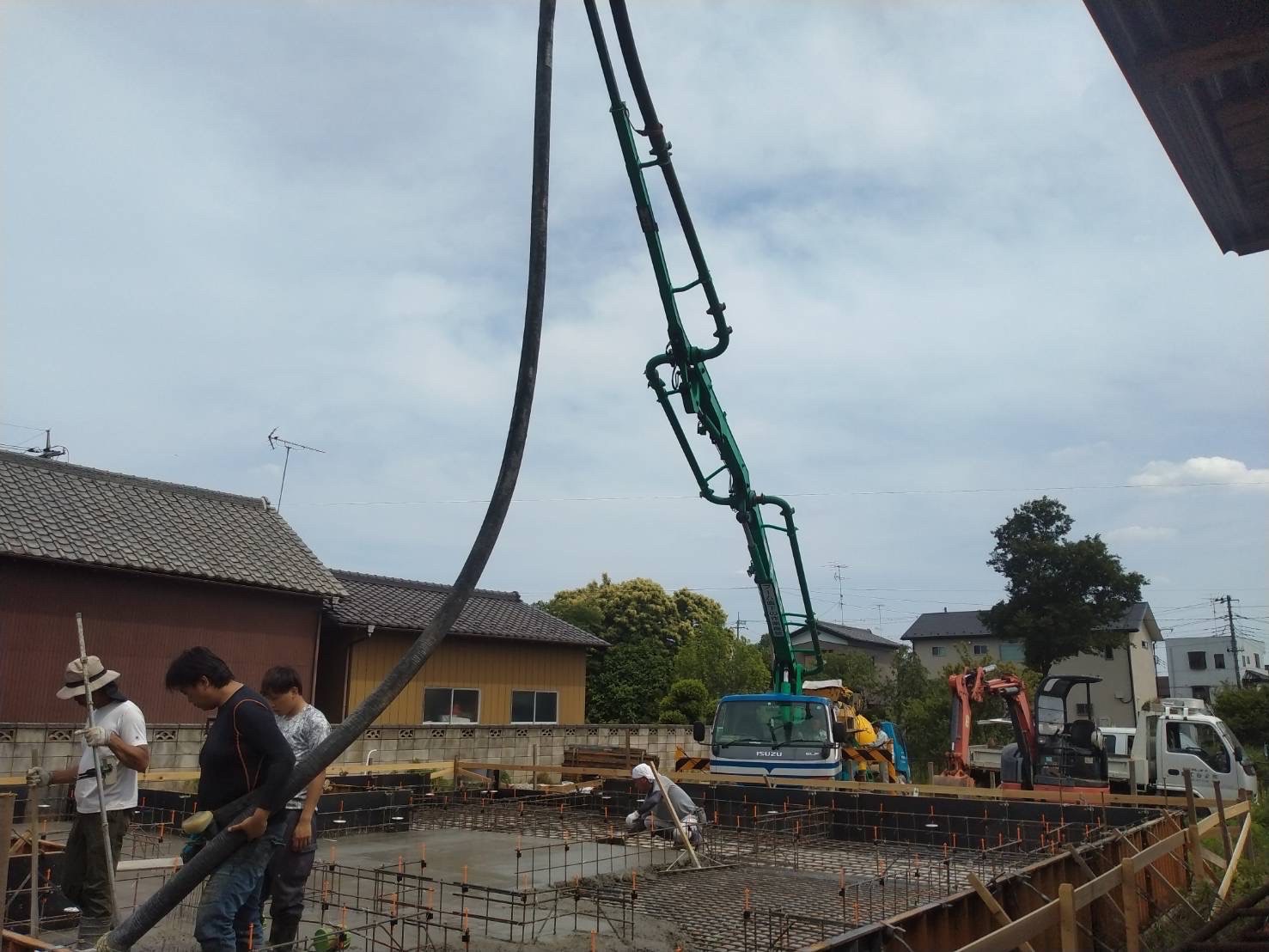 白岡市O様邸基礎工事の様子