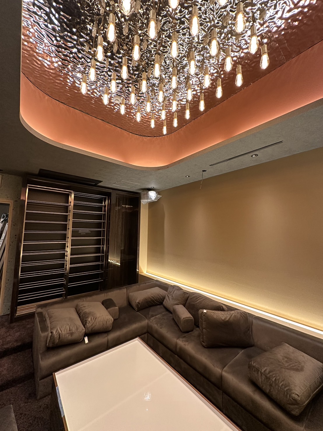 東京都中央区銀座店舗工事進捗 | 白岡市の注文住宅は菱沼建設へ