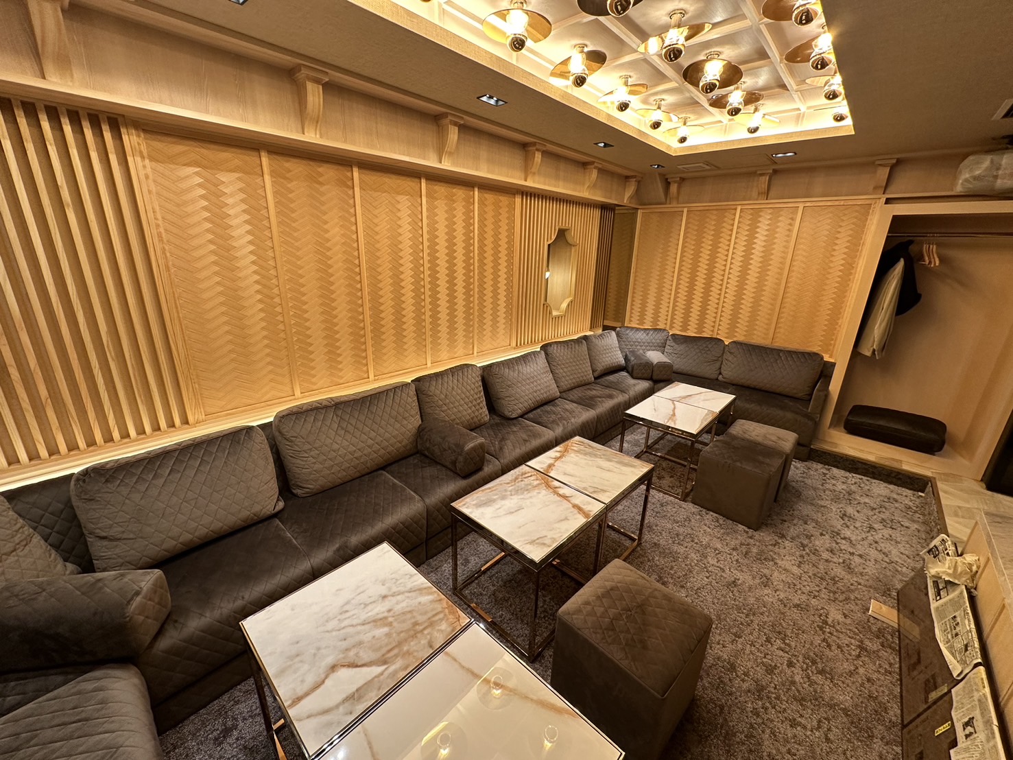 東京都中央区銀座店舗工事進捗 | 白岡市の注文住宅は菱沼建設へ